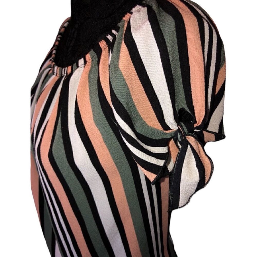 FREE KISSES Women’s Stripe Top Blouse Green Mauve Orange Black White Size: L